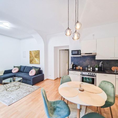 Feelhome - Design Apartment Fur 4 Gaste - Smart Tv - Naschmarkt Wina Bagian luar foto