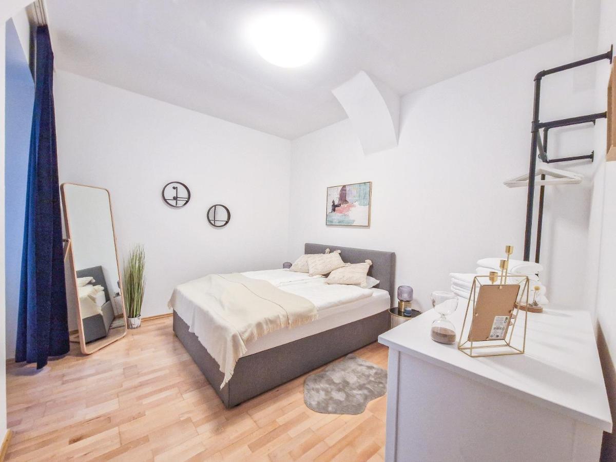 Feelhome - Design Apartment Fur 4 Gaste - Smart Tv - Naschmarkt Wina Bagian luar foto